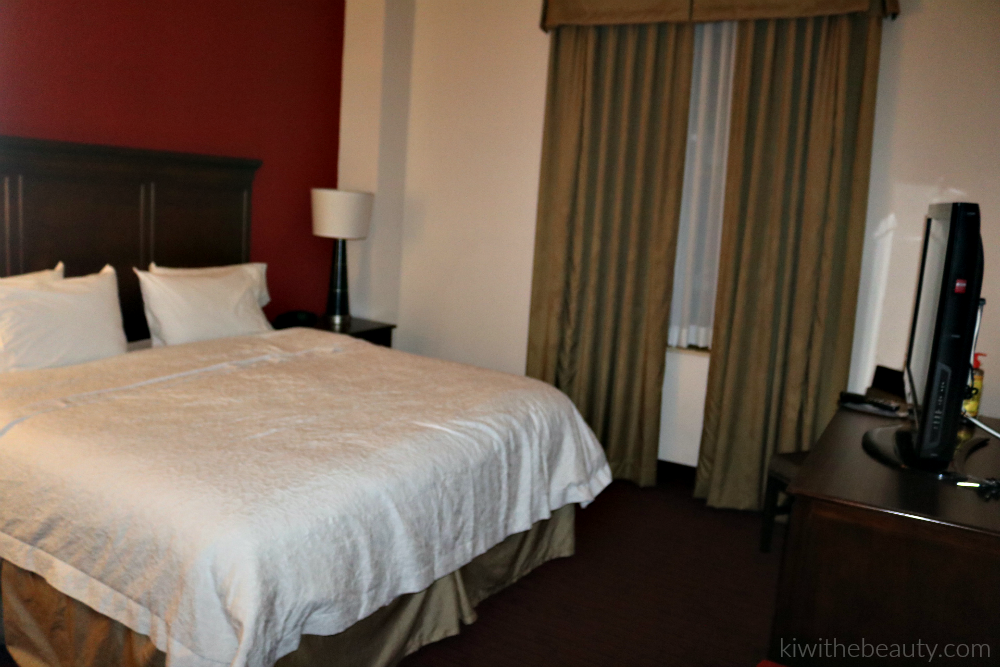 hampton-inn-suites-downtown-atlanta-review-1