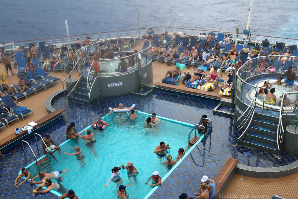 carnvial-splendor-cruise-review-blogger-kiwi-the-beauty-5