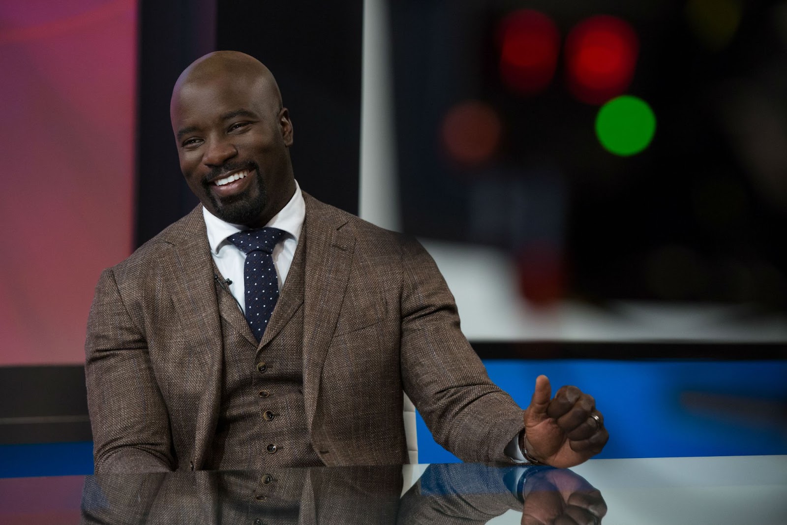 Landing in the right suits: PLANE co-star Mike Colter is creating a signature look | PLANE MOVIE IN THEATERS JAN.13